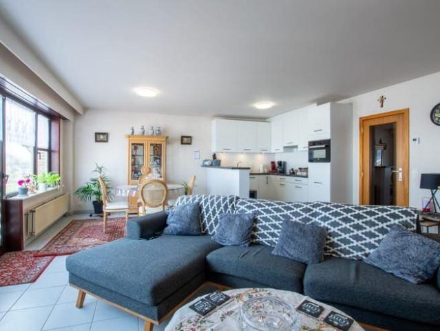 Prachtig gelegen appartement 87 m² + terras, gelegen op d