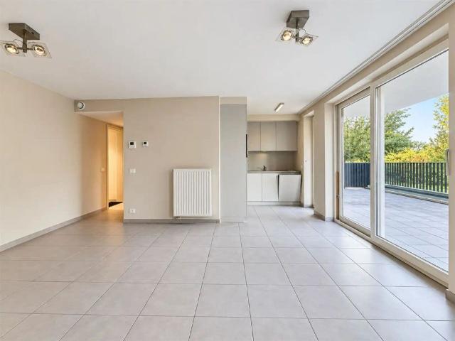 Prachtig gelijkvloers appartement met ruim terras