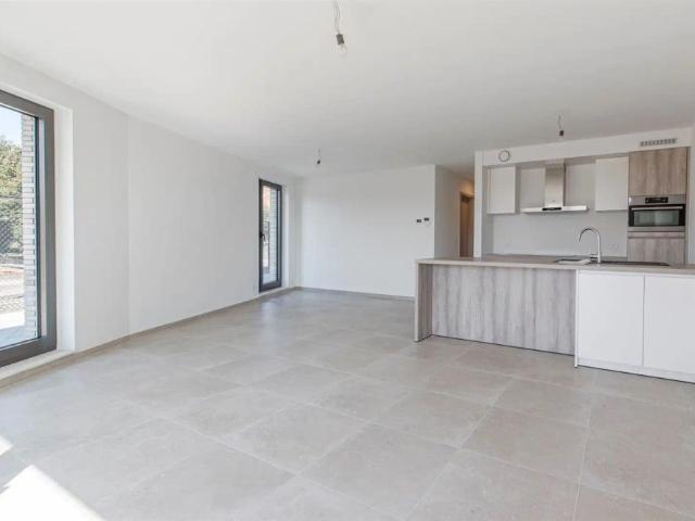 Prachtig gelijkvloers appartement met tuintje