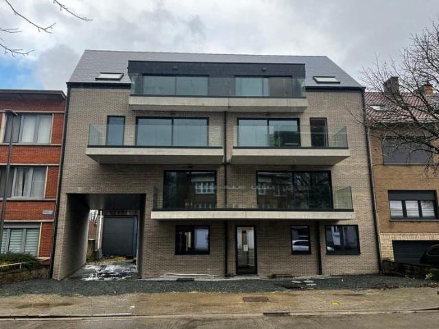 Prachtig gelijkvloers appartement met 1 slpk en terras