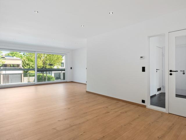 Prachtig gerenoveerd 3 slk appartement met terras