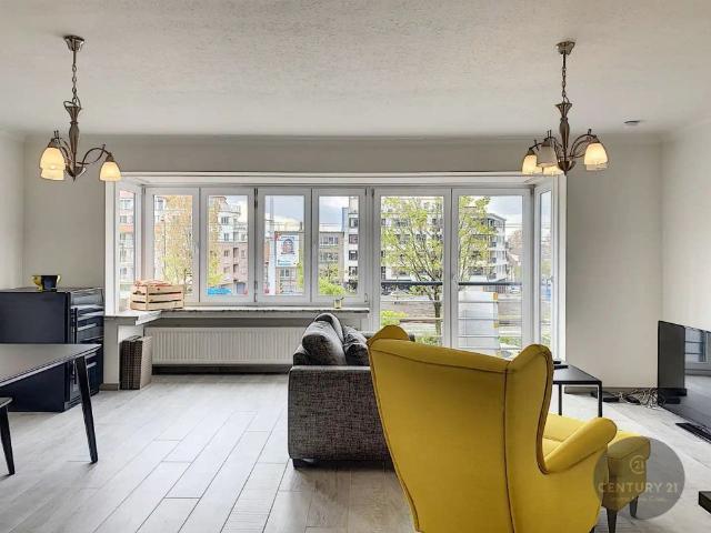 Prachtig gerenoveerd appartement vlakbij het Heldenplein