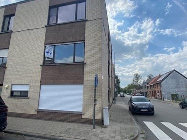 Prachtig gerenoveerd appartement met 2 slpks, terras én g.