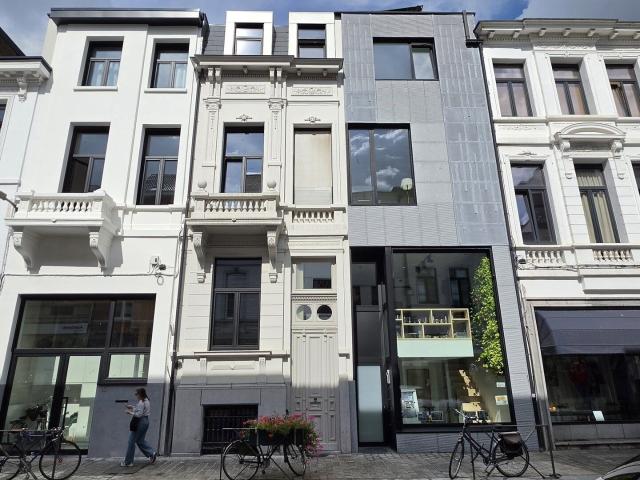 Prachtig gerenoveerd BEN appartement met 2 slaapkamers en m