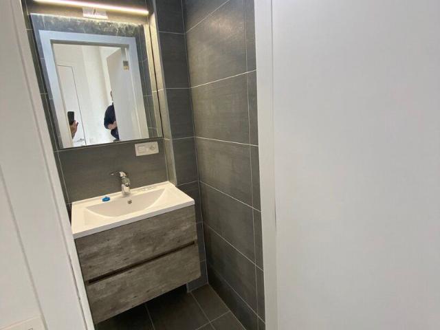Prachtig gerenoveerd huis met 3 slpk, 2bdk en ruim terras