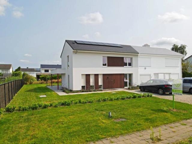 Prachtig gerenoveerde woning gelegen in de Witte Wijk met.
