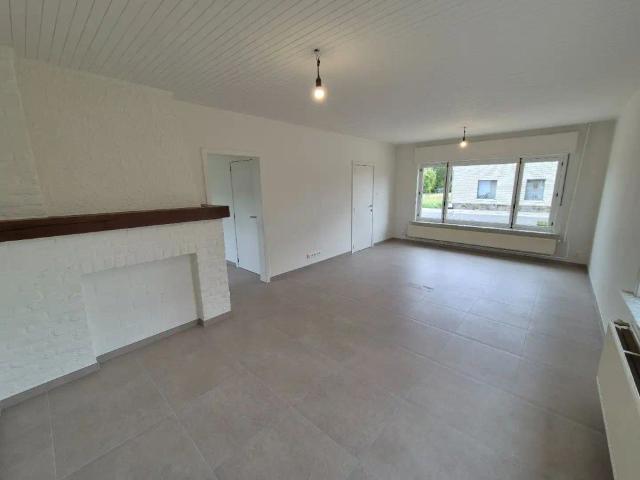 Prachtig gerenoveerde vrijstaande woning met ruime tuin