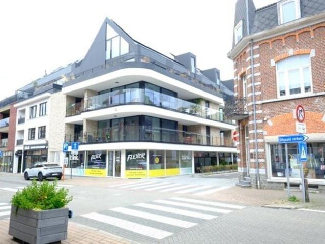 Prachtig hoek appartement op de tweede verdieping met 2.