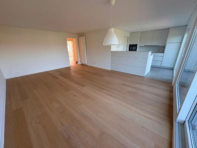 Prachtig & ruim appartement met hoogwaardige afwerking, groot terras én garage te huur te Mariakerke Oostende!