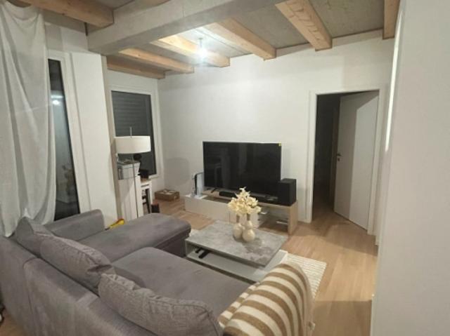 Prächtige 3 Zimmer Wohnung von 55 m² mit Balkon, Parkplatz und Aufzug – Meyrin