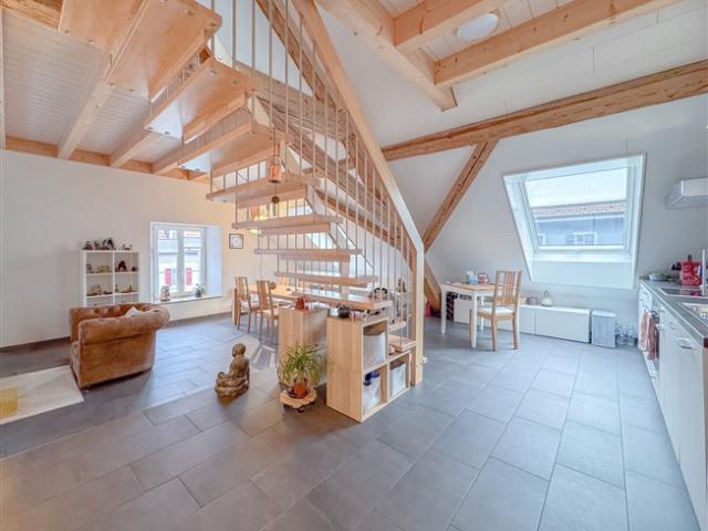 Wunderschönes 4.5 Zimmer Duplex Penthouse Apartment Südost Ausrichtung