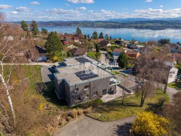 Prächtige 4,5 Zimmer Penthouse Wohnung mit atemberaubendem Blick auf den Lake Murten zum Verkauf in Lugnorre