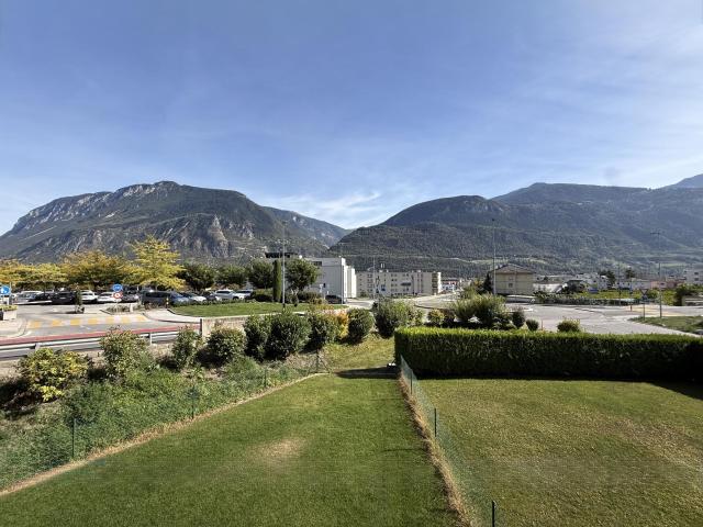 Prächtige 5,5 Zimmer Wohnung mit offenem Blick in Sierre