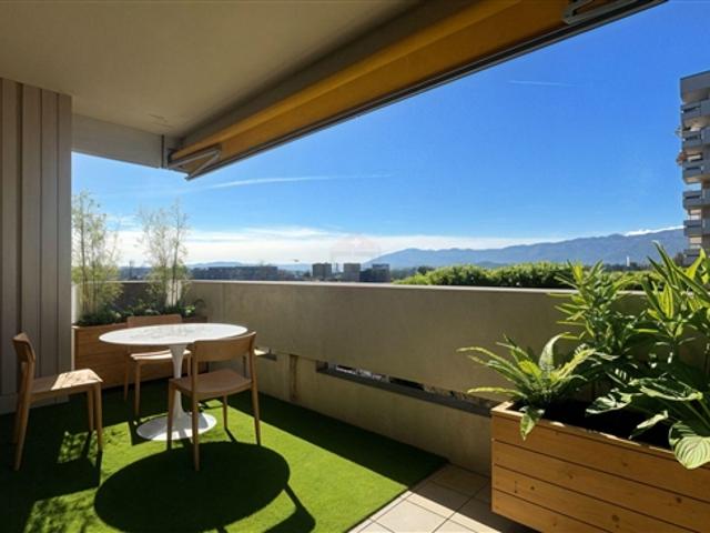 Prächtige 6 Zimmer Wohnung mit Panoramablick