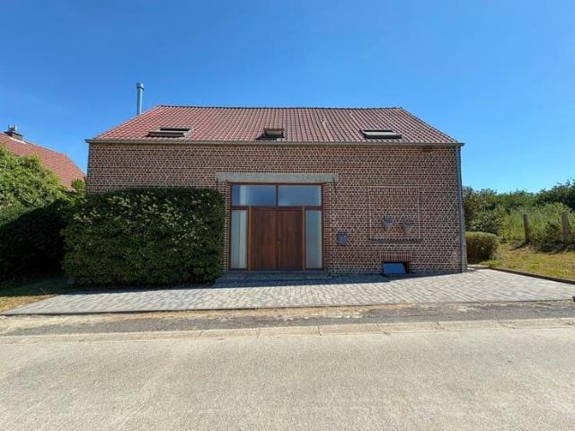 Prachtige alleenstaande woning te huur in Neigem