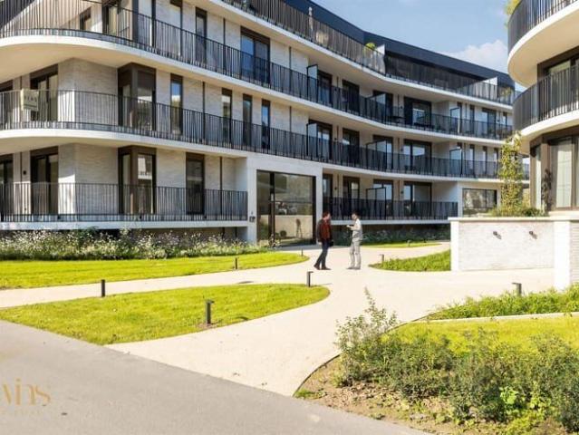 Prachtige assistentiewoning gelegen midden in het groen te H