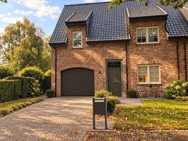 Prachtige energiezuinige woning te huur in Gijzegem *.