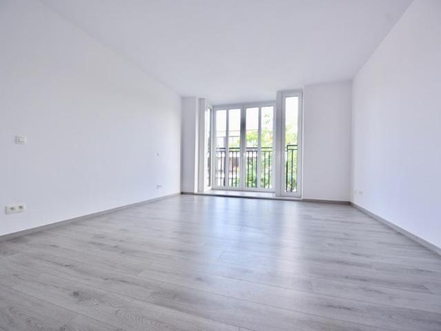 Prachtige instapklare bel étage met 4 slpk en 2 terrassen voor 1250 EUR/maand