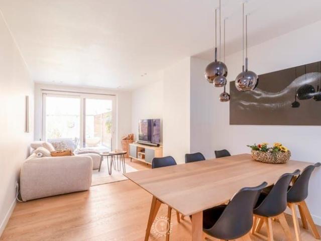 Prachtige instapklare nieuwbouwwoning te huur in Sint Nik.