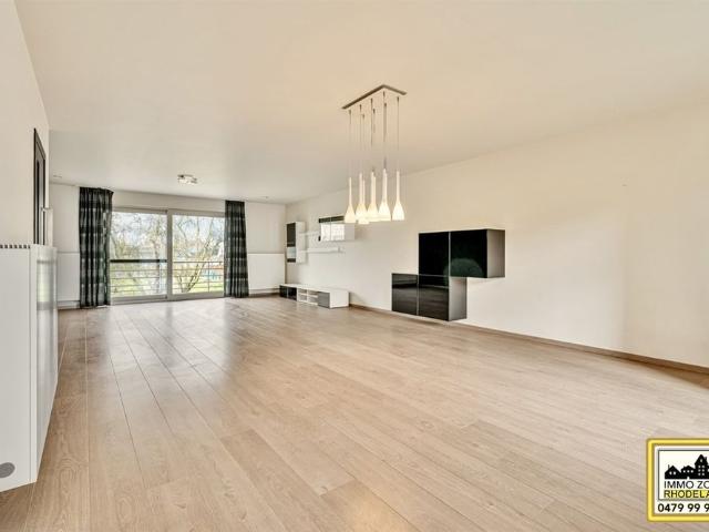 Prachtige instapklare woning met 4 slpks, garage en tuin