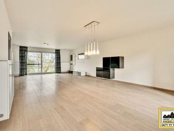Prachtige instapklare woning met 4 slpks, garage en tuin