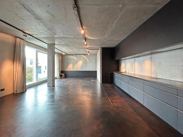 Prachtige loftlook appartement gelegen in de site van Axel Vervoordt met 1 slaapkamer te Wijnegem