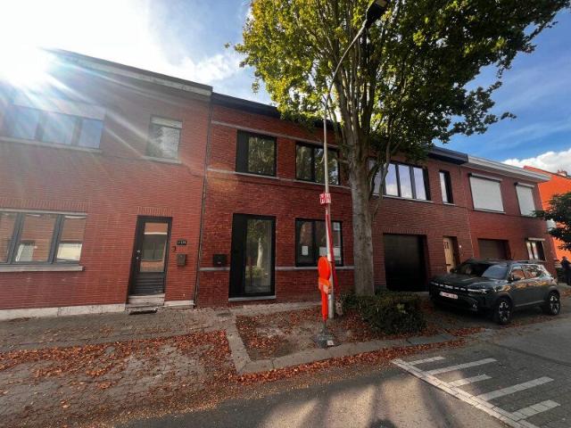 Prachtige nieuwbouwwoning op centrale ligging