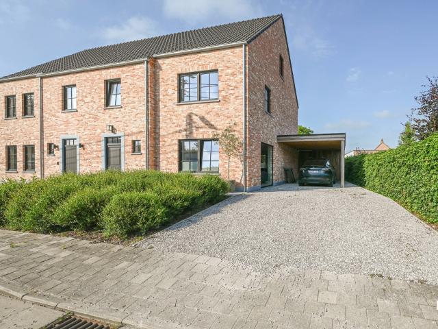 Prachtige nieuwbouwwoning op rustige locatie