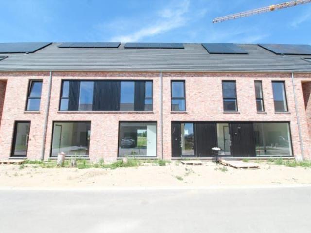 Prachtige nieuwbouwwoning te huur