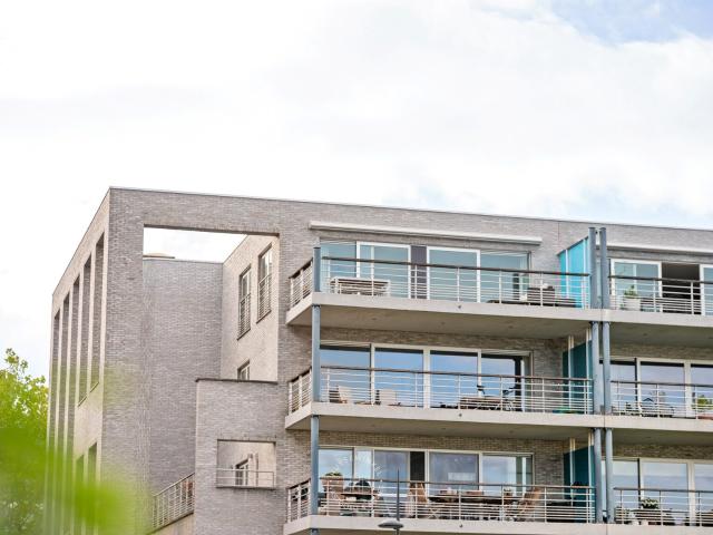 Prachtige penthouse omringd door groen met zicht op het water | Huysewinkel