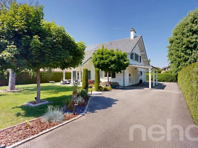 Prächtige renovierte Villa mit Schwimmbad und absoluter Privatsphäre