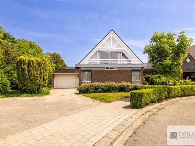 Prachtige woning met polyvalente ruimte op toplocatie!