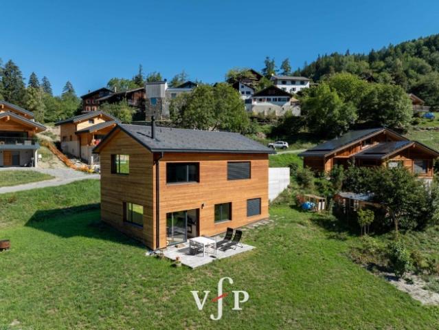 Prächtige umweltfreundliche Villa in Chemin Dessus