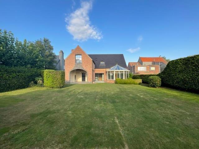 Prachtige villa met 4 slaapkamers in Ranst