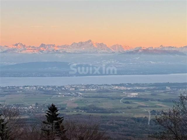 Wunderschöne Villa mit Seeblick – Off Market