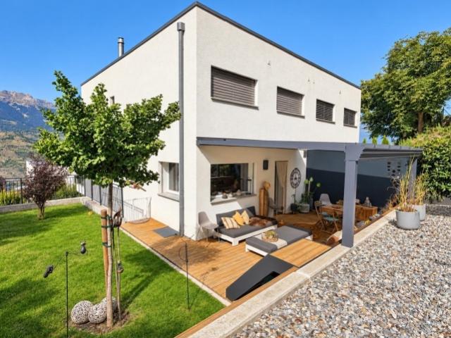 Prächtige Villa mit 4,5 Zimmern in Salins – Eleganz, Ruhe und Ausblick auf die Rhôneebene