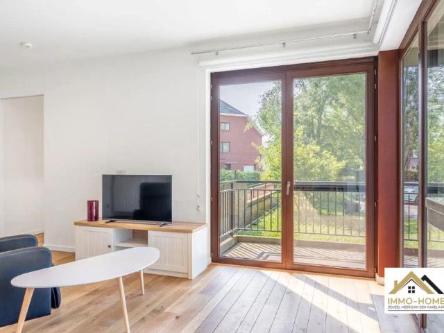 Prachtige zorgappartementen in een residentiële omgeving met zwembad en park te Oostakker
