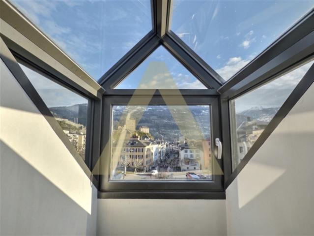 Prächtige Dachwohnung im Loftstil