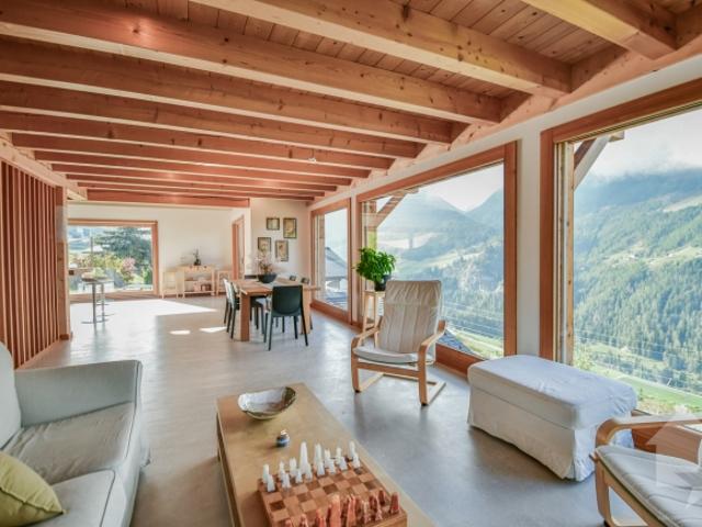 Prächtiges Chalet mit 275 m2 Wohnfläche im Herzen der Natur