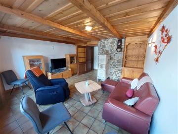 Prächtiges Dorfhaus mit Scheune