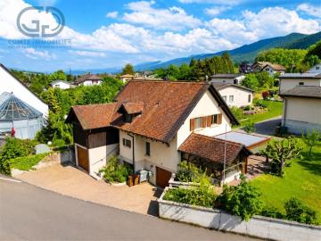 Prächtiges freistehendes Haus