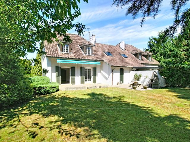 Prächtiges Haus in Genthod mit Garten – Miete für maximal 2 Jahre