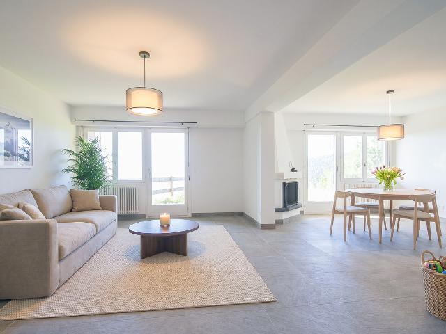 Wunderschönes, komplett renoviertes 5.5 Zimmer Duplex – herrliche Aussicht