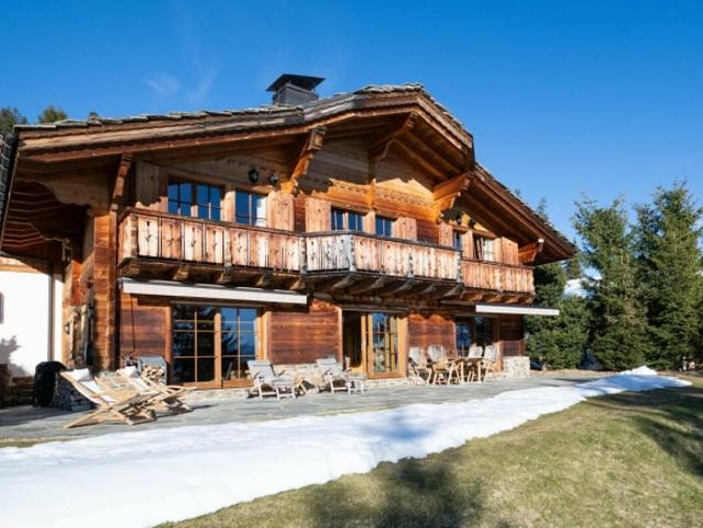 Prächtiges 6,5 Zimmer Chalet in Crans Montana