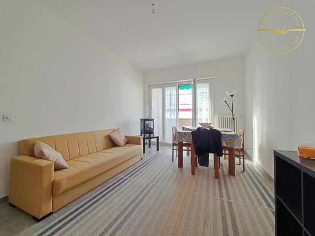 PRACTICAL 2.5 ROOM APARTMENT IN A CENTRAL LOCATION