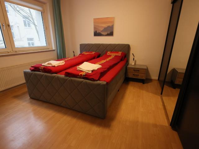 Practical 2 rooms, 50m², UG Garage, Essen, Rüttenscheid, Essen Amsterdam Apartments for Rent