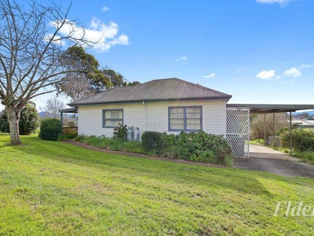 Practical and comfortable home in a peaceful Neerim South location