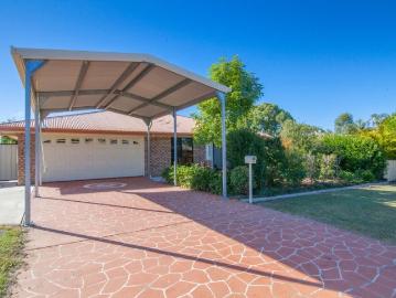 practical family living & smart investing in the heart of rosewood with space & comfort!