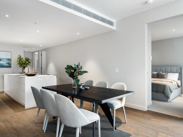 PRACTICAL OPULENCE IDEAL FOR A SMALL FAMILY
