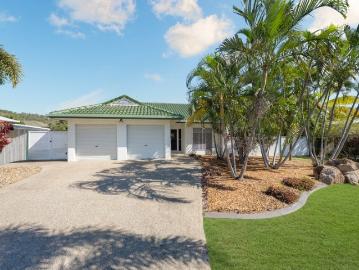Practical Living in a Convenient Mount Louisa Location